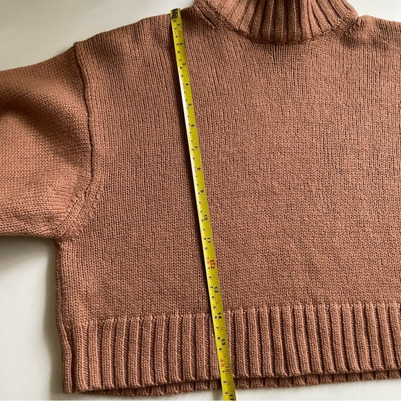 Aritzia Wilfred Free Harper/Heinen Sweater in Buenos Aires - Picture 10 of 11